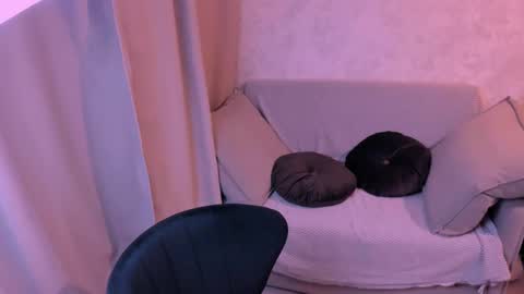 Kira online show from 01.22.25