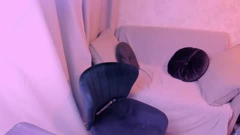 Kira online show from 02.01.25