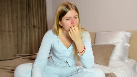 Kira online show from 11.14.25