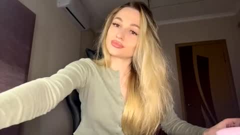 kirstinenter online show from 02.22.26