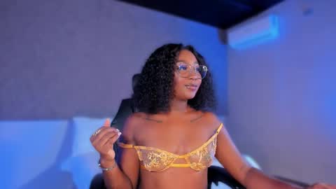 Snapshot of kishalove_ chatting on 10.24.25 kishalove_ online show from 10.24.25