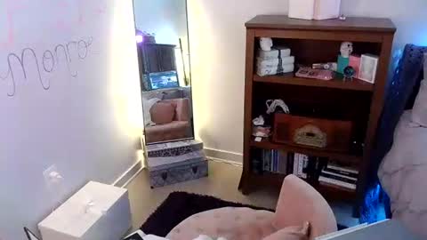 Morgan Monroe online show from 07.06.26