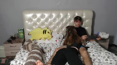 Angela and Dan online show from 09.11.25