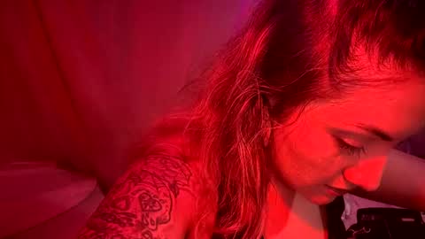 Kissah Kreampuff online show from 12.23.24