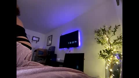 Kissah Kreampuff online show from 02.01.26