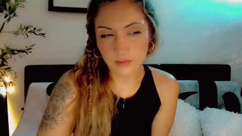 Kissah Kreampuff online show from 03.01.26