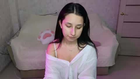 Snapshot of kisses_eva chatting on 05.29.26 Hot Eva online show from 05.29.26