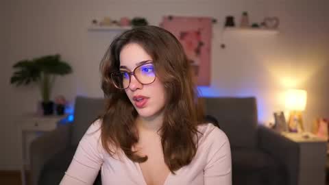 Sisi online show from 02.04.26