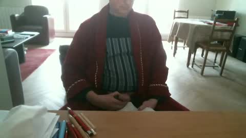 kisslog1 online show from 12.22.24