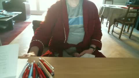 kisslog1 online show from 12.26.24