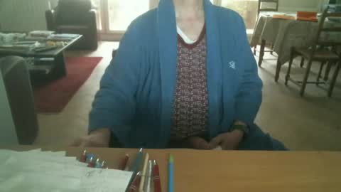 kisslog1 online show from 10.04.25