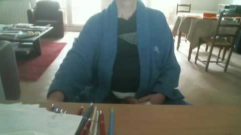 kisslog1 online show from 10.05.25