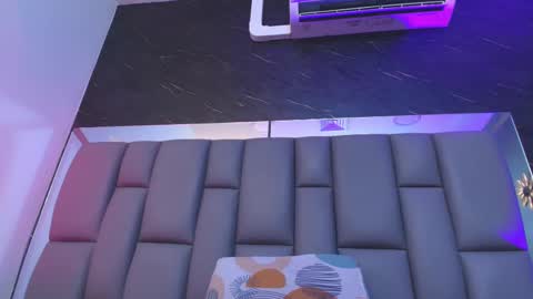 Snapshot of kissme_luna chatting on 10.11.25 BELLA FLAME online show from 10.11.25