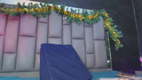 Snapshot of kissme_luna chatting on 12.01.25 BELLA FLAME online show from 12.01.25