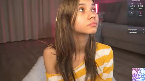 Snapshot of kissmesloww chatting on 11.27.25 Snezhana online show from 11.27.25