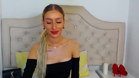 Snapshot of kissnatalie chatting on 11.09.25 Natalie online show from 11.09.25