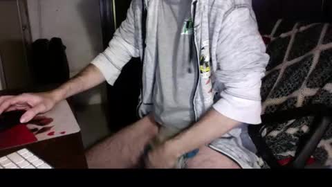 Snapshot of kissofbanned1983 chatting on 11.25.25 kissofbanned1983 online show from 11.25.25