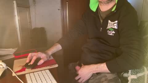 kissofbanned1983 online show from 04.15.26