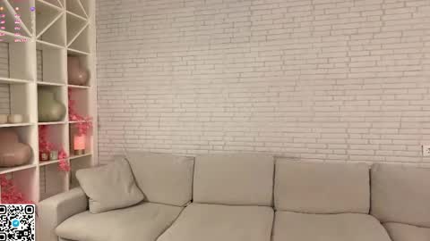 Snapshot of kissyourtessa chatting on 05.14.26 Tessa online show from 05.14.26