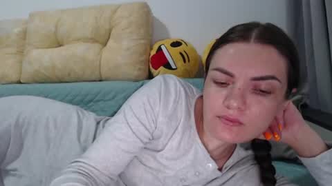 Im Amaia   Everyone Merry Christmas  online show from 07.14.26
