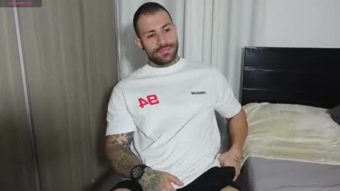 Snapshot of kite__ chatting on 01.17.26 kite__ online show from 01.17.26