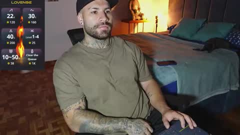 Snapshot of kite__ chatting on 02.25.26 kite__ online show from 02.25.26