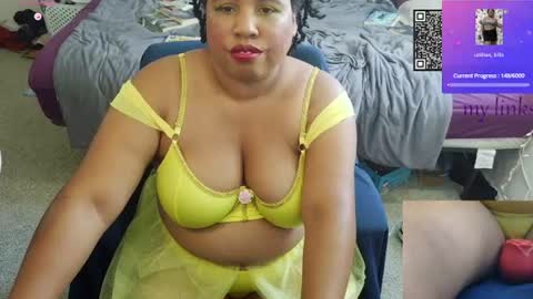 Snapshot of kitglitbomb chatting on 07.25.26 kitten online show from 07.25.26