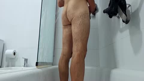 Snapshot of kitosssss chatting on 02.14.25 Steve Cocks online show from 02.14.25