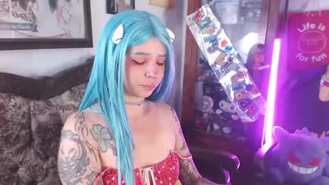 Snapshot of kitsunearineko chatting on 11.02.25 Ari Keimiwrights online show from 11.02.25