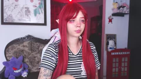 Snapshot of kitsunearineko chatting on 12.22.25 Ari Keimiwrights online show from 12.22.25