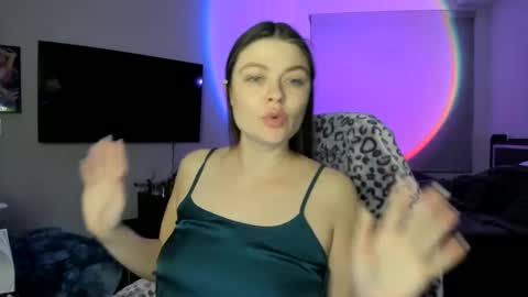 Serina Chan online show from 01.26.25