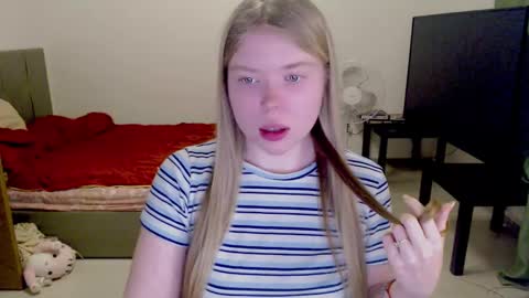 Jennyblonde and Emmabrunette online show from 02.09.25