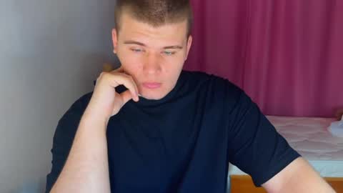 Snapshot of kittenmur chatting on 05.05.26 Vlad online show from 05.05.26