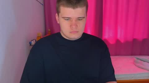 Snapshot of kittenmur chatting on 05.19.26 Vlad online show from 05.19.26