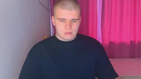 Snapshot of kittenmur chatting on 05.22.26 Vlad online show from 05.22.26