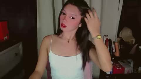 Snapshot of kitteylovesyou chatting on 02.18.26 KITTY online show from 02.18.26