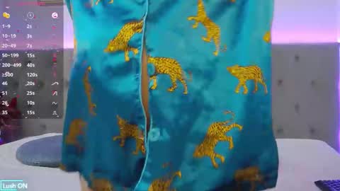 Snapshot of kittiexmoon chatting on 09.13.25 Kittie online show from 09.13.25