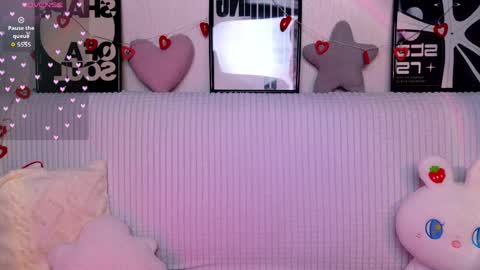 Snapshot of kittimissi chatting on 05.28.26 Kitti online show from 05.28.26