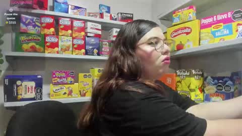 Snapshot of kitty__pinnk chatting on 03.29.26 KAROL online show from 03.29.26