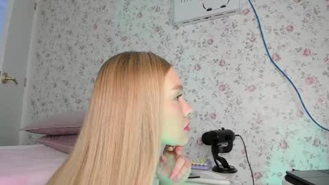 sophie online show from 02.06.26