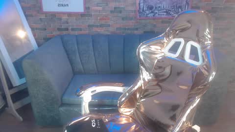 Snapshot of kitty_fox_b chatting on 01.17.25 kitty_fox_b online show from 01.17.25