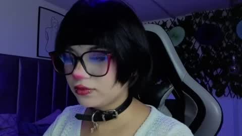 Snapshot of kitty_gang chatting on 05.22.26 Camila online show from 05.22.26