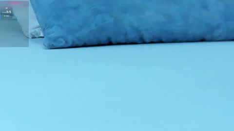 Snapshot of kitty_hot66 chatting on 12.21.25 Katy online show from 12.21.25