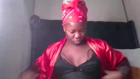 Snapshot of kitty_kerry chatting on 11.04.25 kitty_kerry online show from 11.04.25