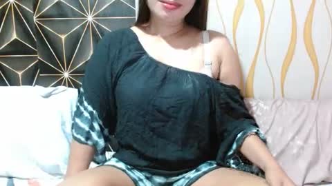 Snapshot of kitty_kheira chatting on 07.11.26 Kheira online show from 07.11.26