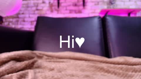 Snapshot of kitty_malach chatting on 10.02.25 Kitty online show from 10.02.25