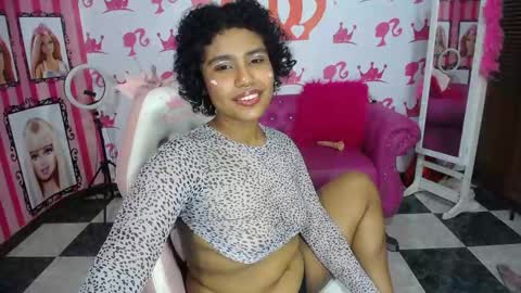 Snapshot of kitty_pervertedx chatting on 02.11.25 kitty online show from 02.11.25