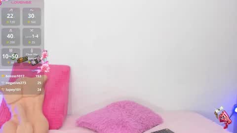 Snapshot of kitty_pervertedx chatting on 10.10.25 kitty online show from 10.10.25