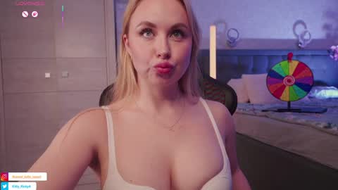 Snapshot of kitty_ricky chatting on 03.24.26 Kelsi and Ricky online show from 03.24.26