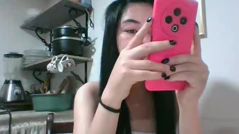 kitty_small69 online show from 12.22.25